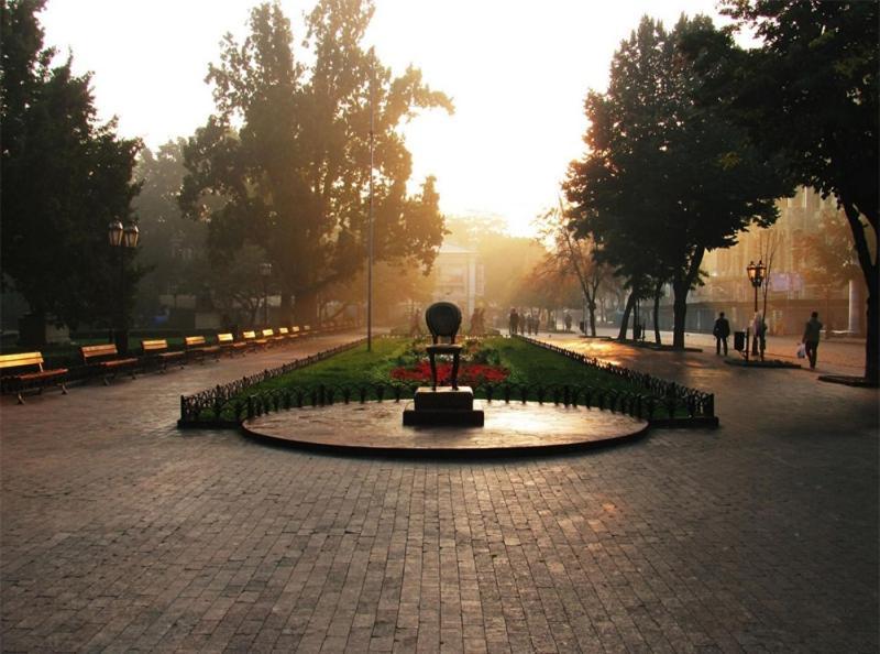 "Ваша Квартира" У Дерибаса! "Ваша Квартира" Біля Дерибаса! Odessa Exterior foto